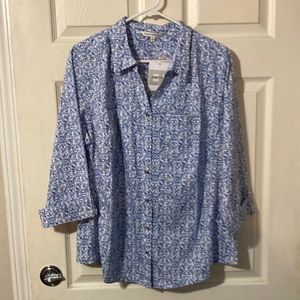 WOMEN’S EMILY DANIELS TOP BLUE/WHITE WITH SILVER BUTTONS.
